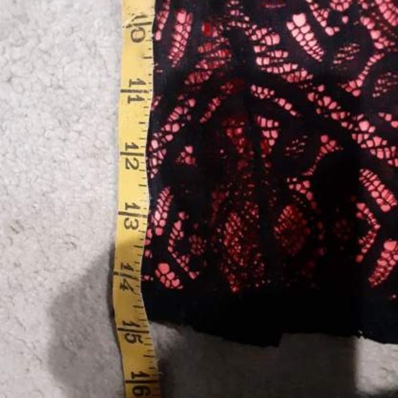 Express top Lace overlay Coral/black tight stretch top - Picture 11 of 11